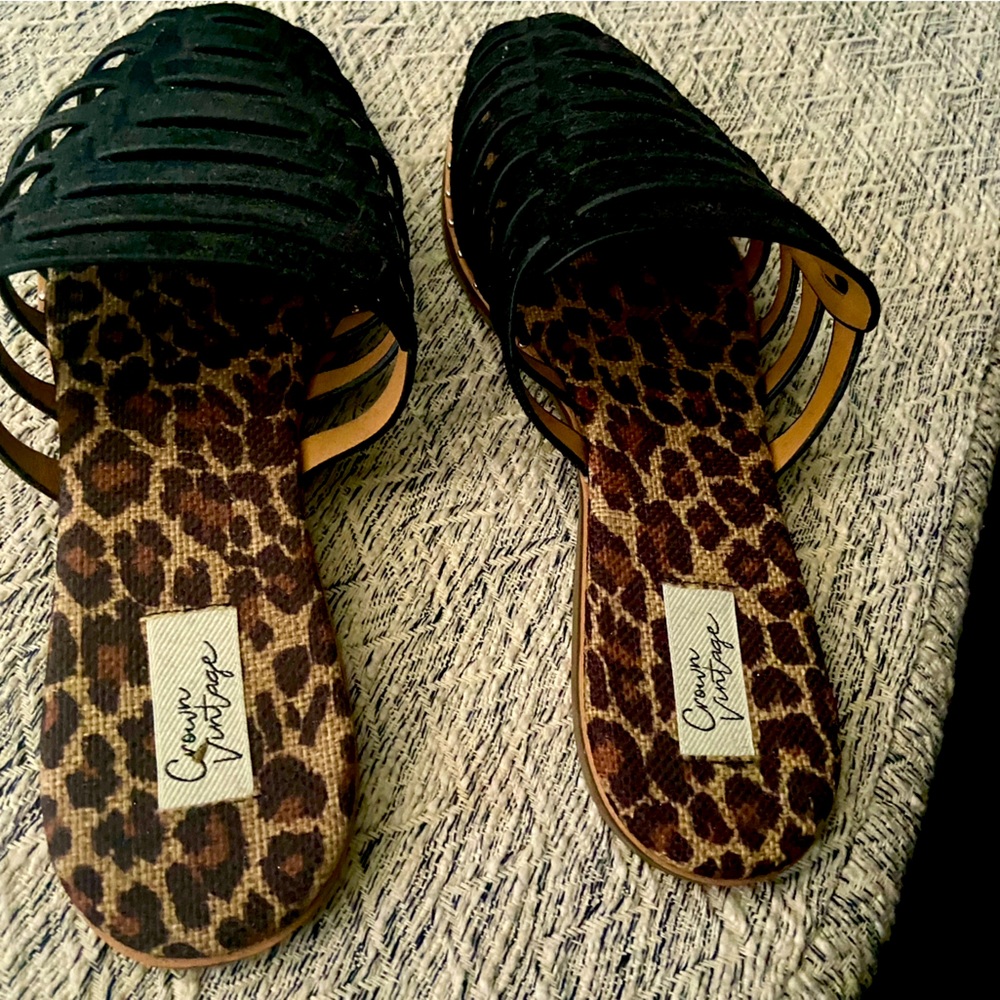 🖤🤎Crown Vintage Mules🤎🖤 Size 11M